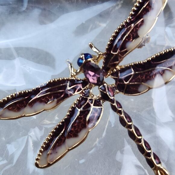 🔹️NWOT Purple & Gold Plated Dragonfly Scarf Pin/Brooch - Picture 8 of 8